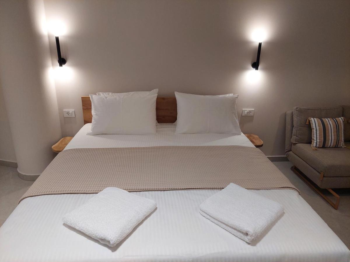 Phoenix Apartments Парга Екстер'єр фото