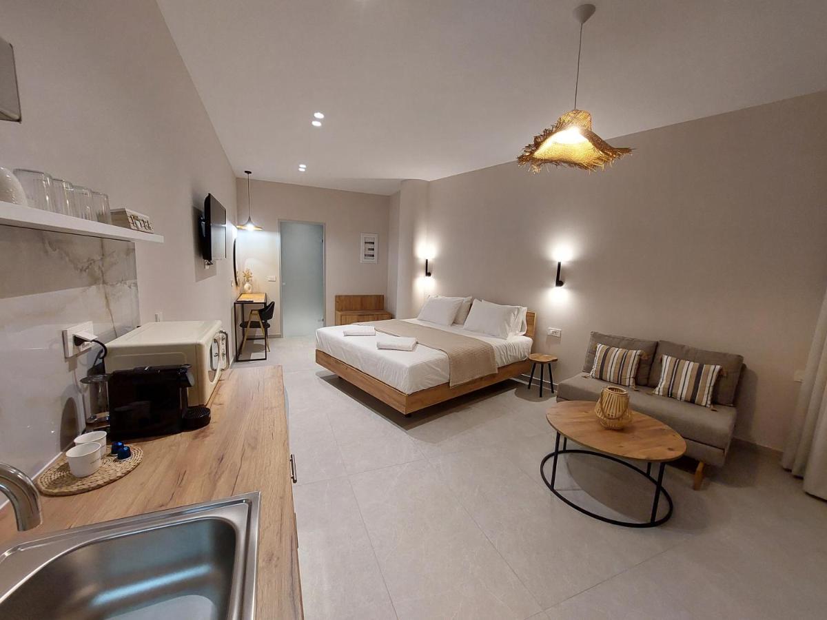 Phoenix Apartments Парга Екстер'єр фото