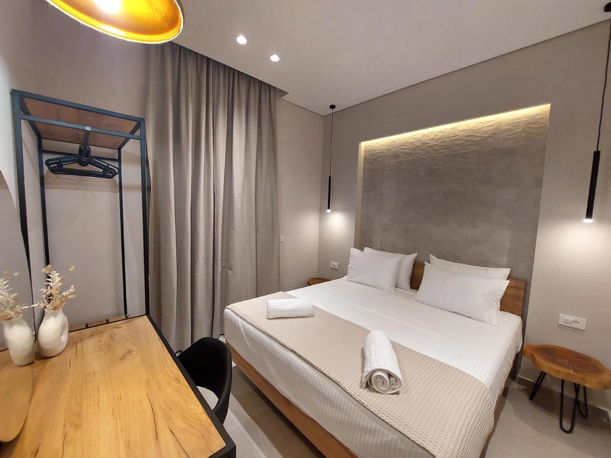 Phoenix Apartments Парга Екстер'єр фото